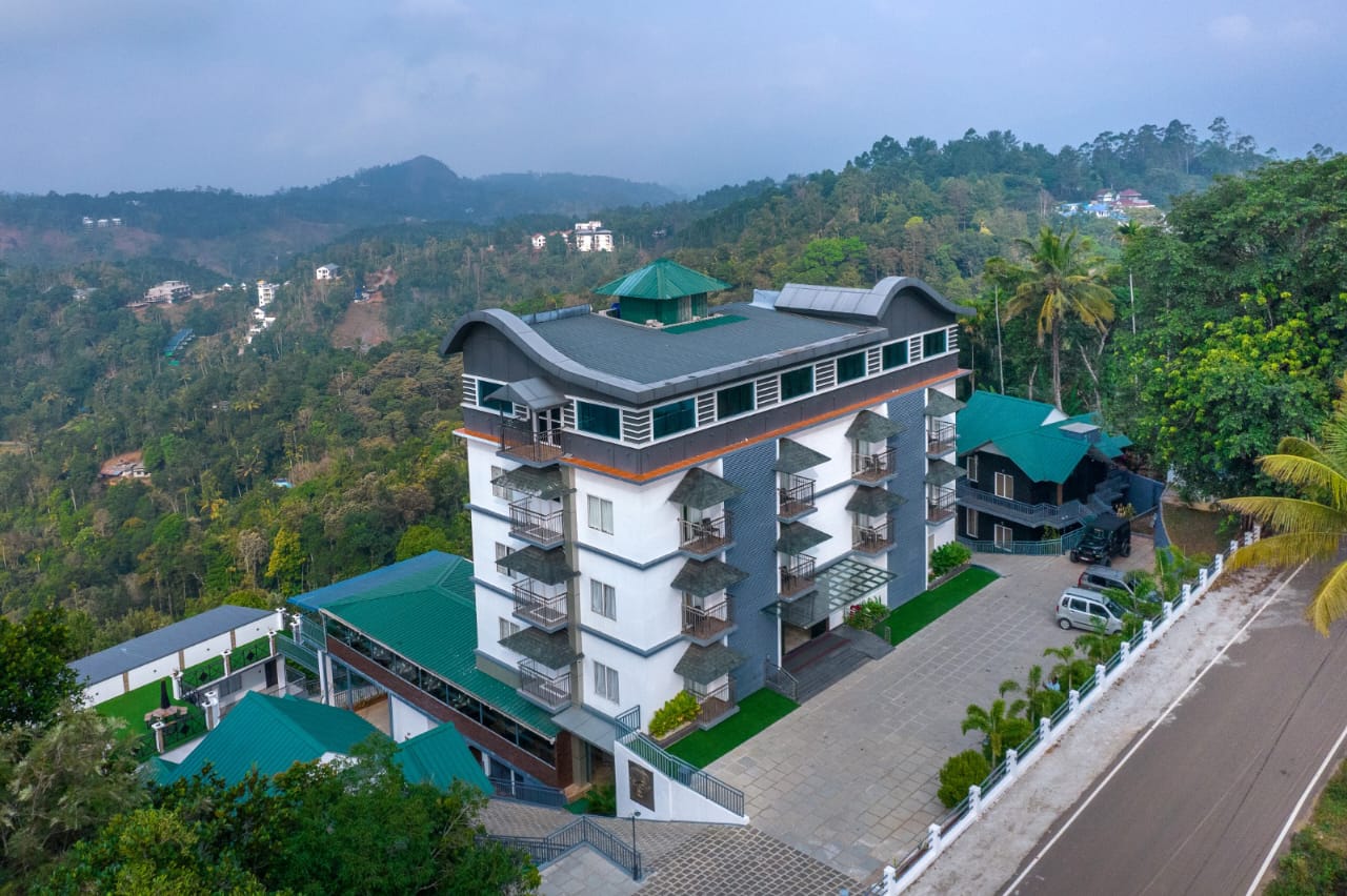 WOLKENBURG RESORT AND SPA